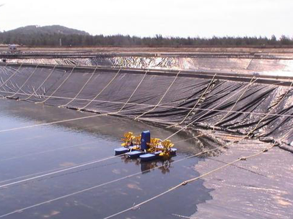 正確分析防滲土工膜焊接情況。