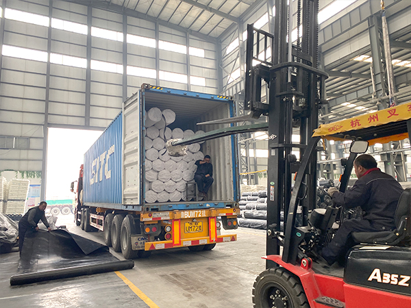 養(yǎng)殖防滲膜須確保更加穩(wěn)定的化學性質(zhì)