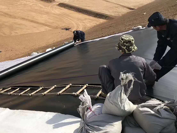 分析造成HDPE土工膜接縫不平整原因 分析造成HDPE土工膜接縫不平整原因