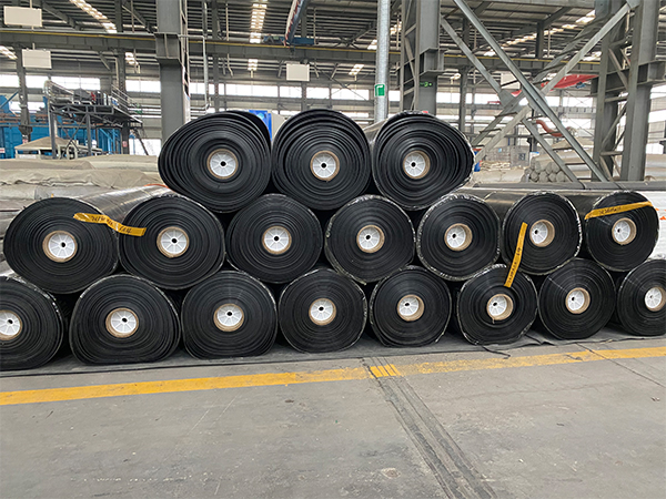 經驗所得防滲土工膜的鋪設問題 經驗所得防滲土工膜的鋪設問題