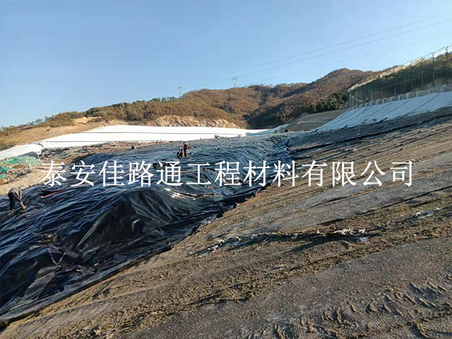 通過細(xì)節(jié)鋪設(shè)提升養(yǎng)殖防滲膜的功效