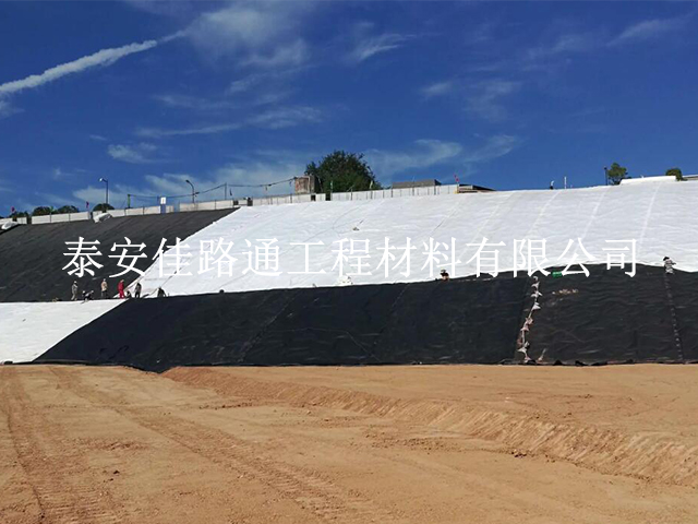 防滲膜廠家?guī)私怍~塘防滲膜選購標準 防滲膜廠家?guī)私怍~塘防滲膜選購標準