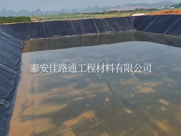 保障水產(chǎn)養(yǎng)殖防滲膜坡面防滲效果的方式方法 保障水產(chǎn)養(yǎng)殖防滲膜坡面防滲效果的方式方法