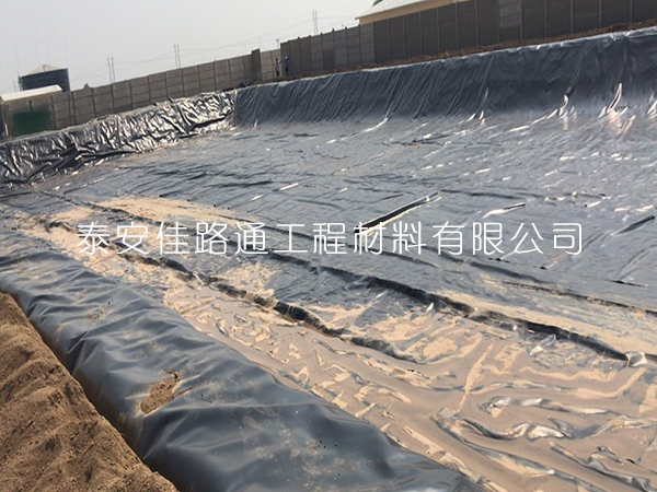 焊接沼氣池防滲膜還需要適合的焊接溫度 焊接沼氣池防滲膜還需要適合的焊接溫度