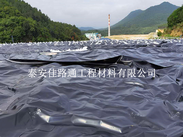 冬季施工難題多？垃圾填埋場(chǎng)防滲膜施工技巧來(lái)了