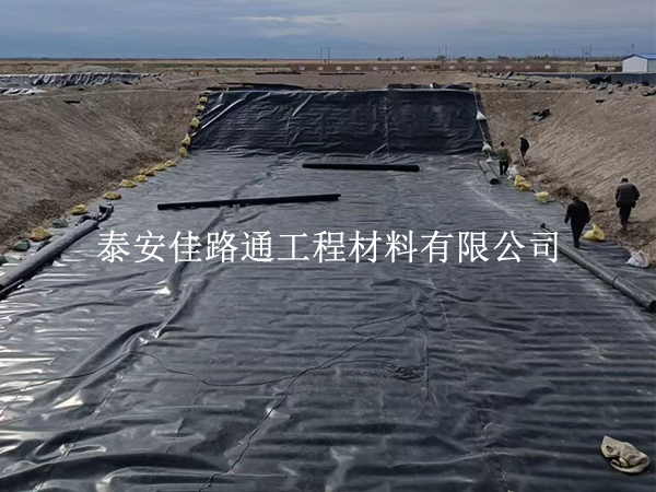 尾礦庫防滲膜搭接技巧，筑牢防滲系統(tǒng)關(guān)鍵防線